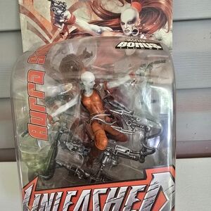 AURRA SING STAR WARS UNLEASHED FIGURE